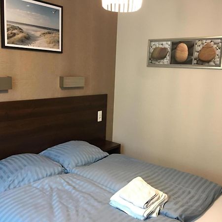 Azzurro Hotell Łukęcin Eksteriør bilde