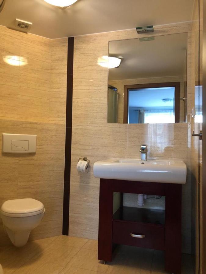 Azzurro Hotell Łukęcin Eksteriør bilde