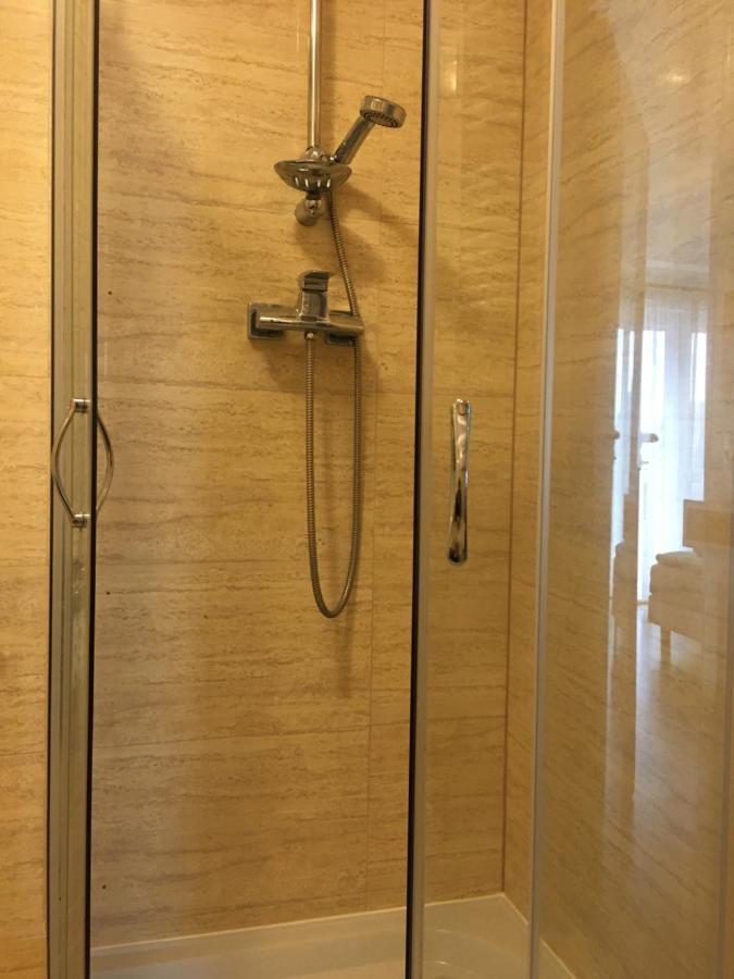 Azzurro Hotell Łukęcin Eksteriør bilde
